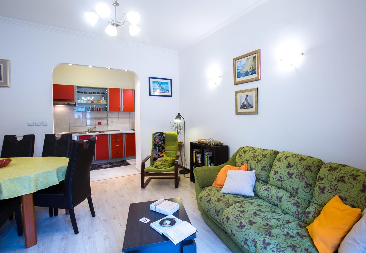 Cro Jet Set Apartments Split Buitenkant foto