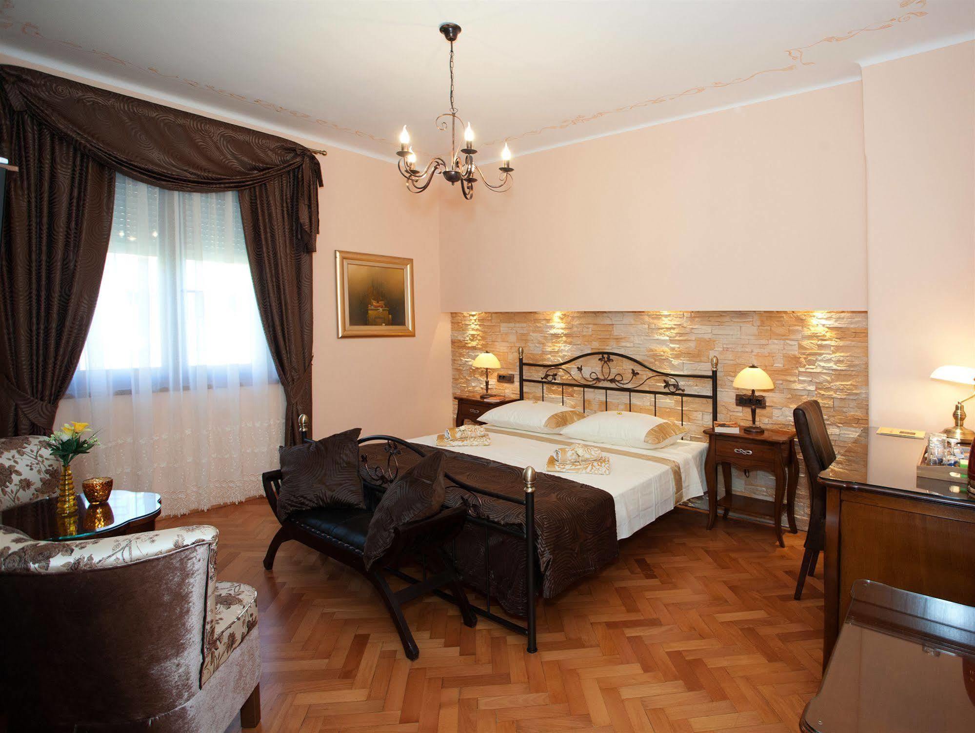 Cro Jet Set Apartments Split Buitenkant foto