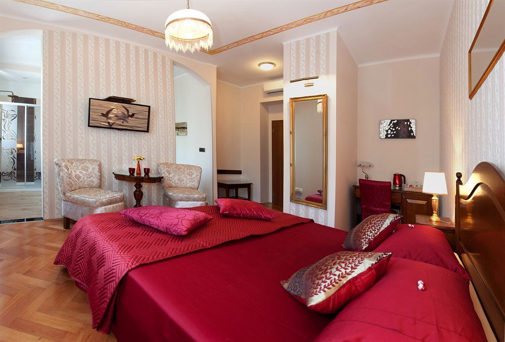 Cro Jet Set Apartments Split Buitenkant foto