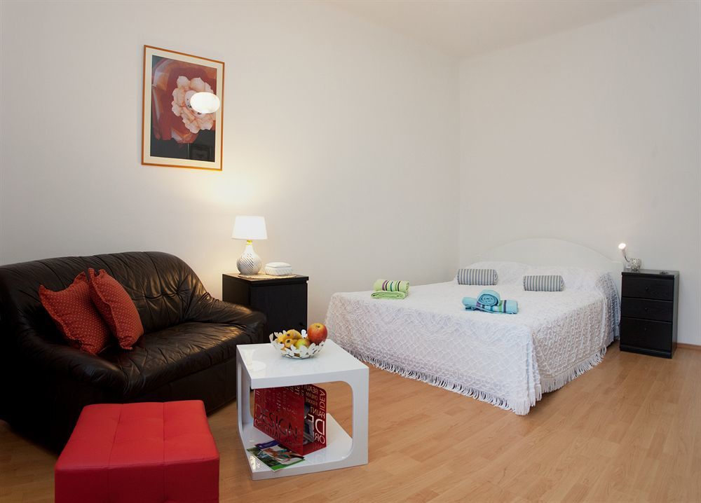 Cro Jet Set Apartments Split Buitenkant foto
